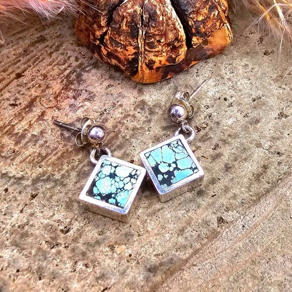 Beautiful Nature Turquoise Square Sterling Silver Earring - Picture 7 of 9